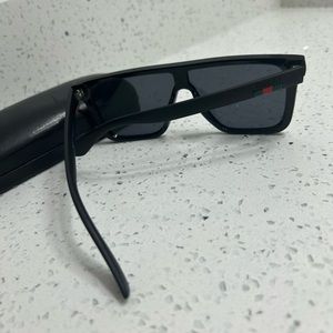 Men’s Gucci Sunglasses SOLD 🕶️